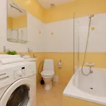 Sunny Lwowska Street Metro By Renters Appartement *