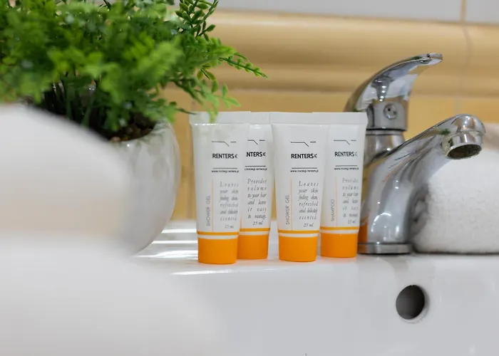 Sunny Lwowska Street Metro By Renters * Warszawa