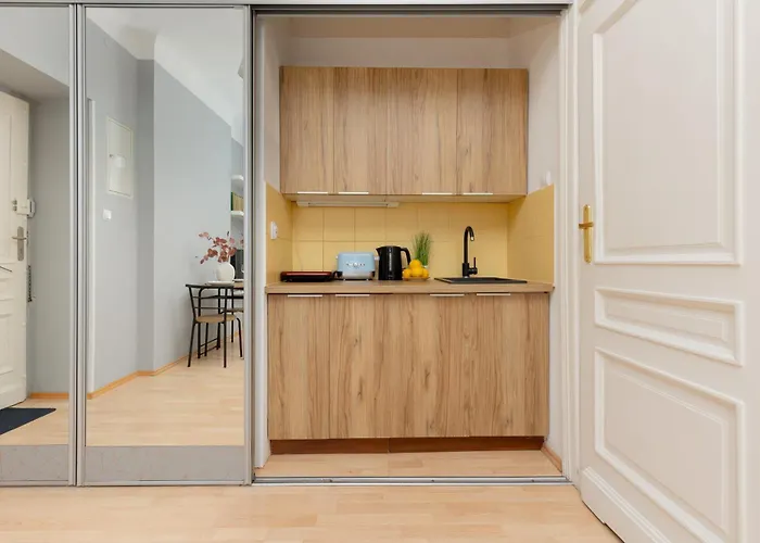 Lejlighed Sunny Lwowska Street Metro By Renters